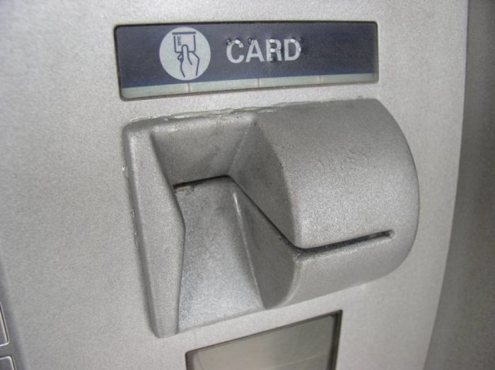 Scam ATM (8 pics)