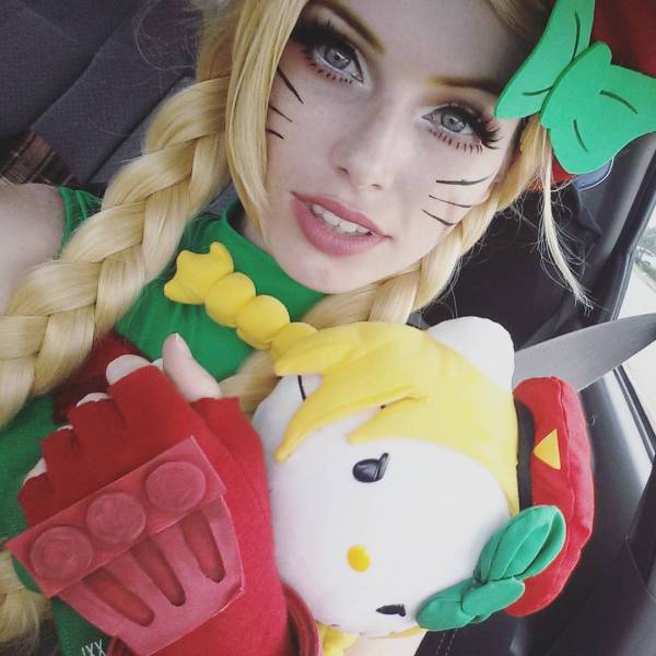 Megan Coffey Is A Biologist And Cosplayer Who Is Pure Hotness (20 pics)