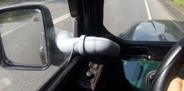 How To Create A Blow Dryer Russian Style (3 pics)