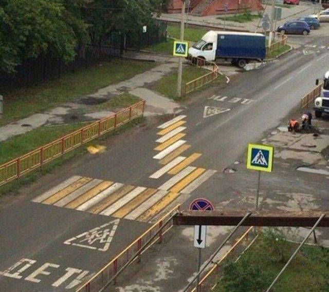 Construction Fails Courtesy Of People Who Clearly Need To Be Fired (41 pics)