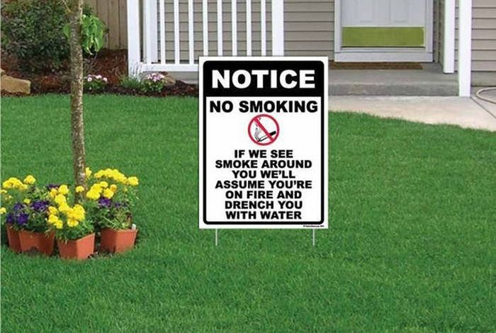 Hilarious Yard Signs That Are Impossible To Ignore (30 pics)