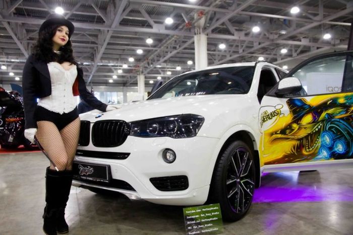 Impressive Automobiles From Moscow Tuning Show 2016 (40 pics)