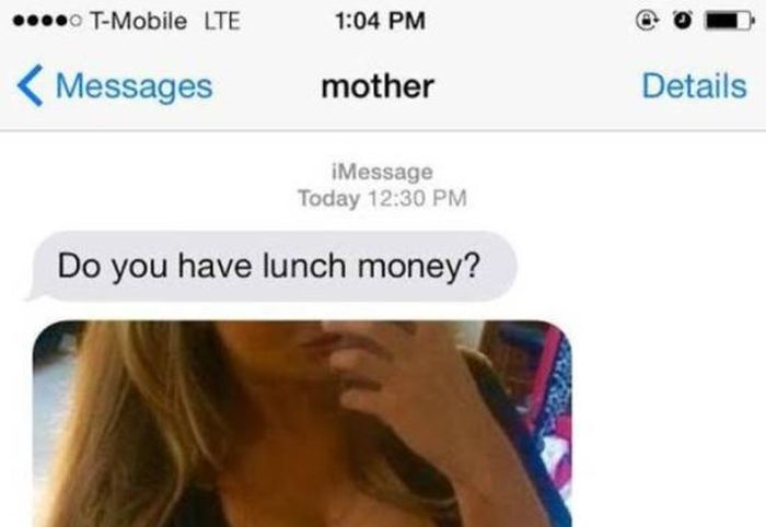 Parents Send The Most Cringeworthy And Awkward Texts (3 pics)