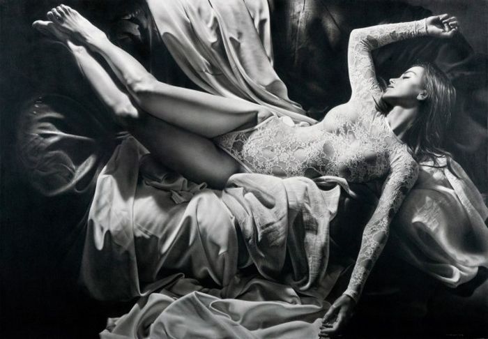 Emanuele Dascanio's Hyperrealistic Art Is Incredible (26 pics)