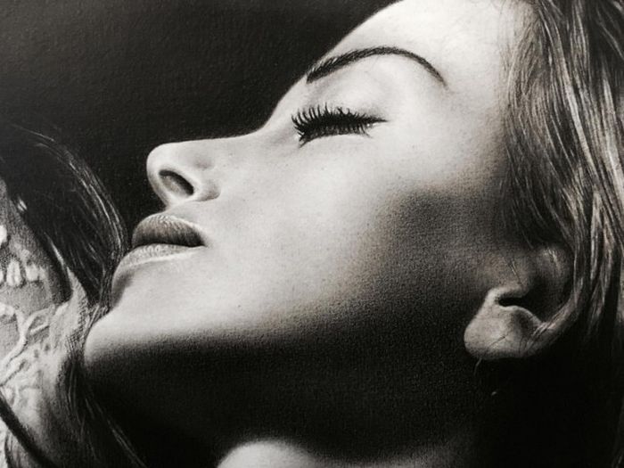 Emanuele Dascanio's Hyperrealistic Art Is Incredible (26 pics)