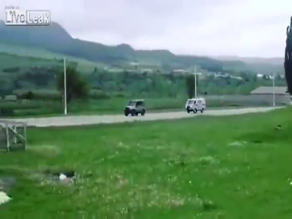 Crook With Better Vehicle Pulls Off The Great Escape