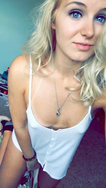 Beautiful Girls Who Understand That Bras Are A Waste Of Time (48 pics)