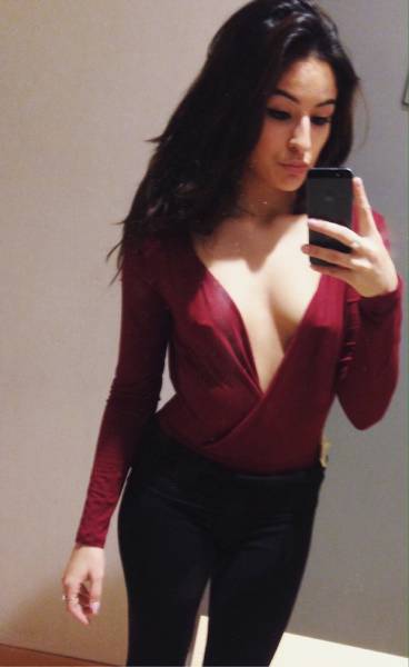 Beautiful Girls Who Understand That Bras Are A Waste Of Time (48 pics)