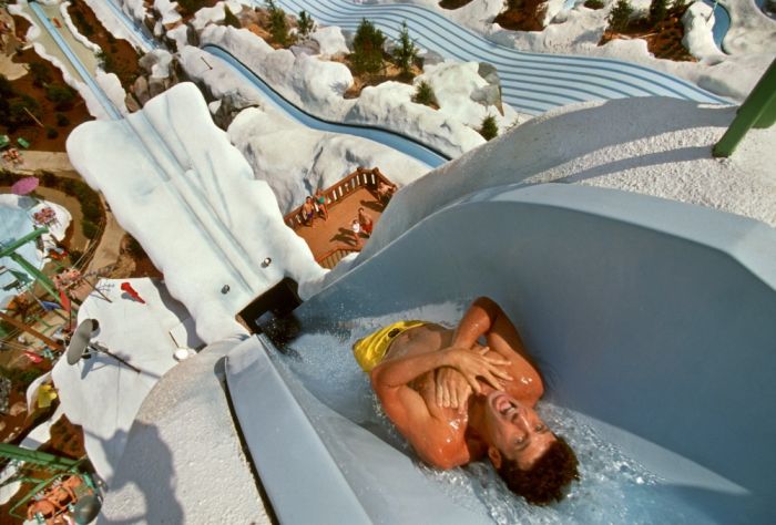 The Coolest Water Slides That This World Has To Offer (12 pics)
