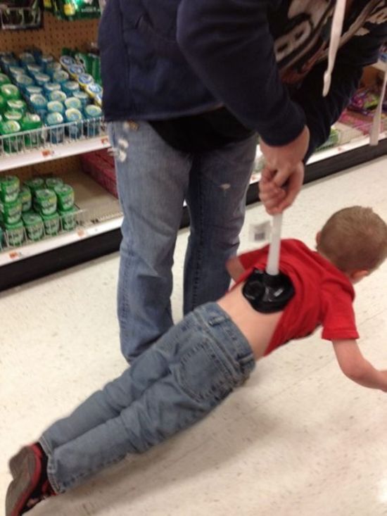 Photos That Prove Kids Shouldn't Be Left Alone With Their Dads (35 pics)