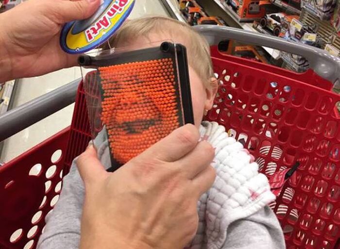 Photos That Prove Kids Shouldn't Be Left Alone With Their Dads (35 pics)