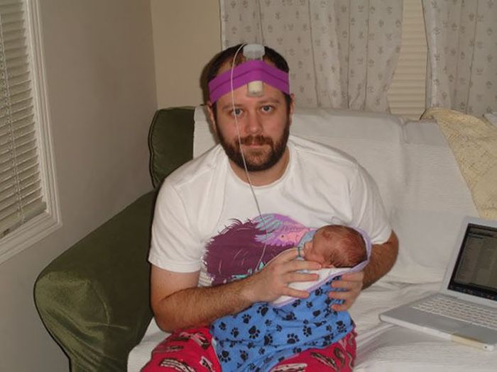 Photos That Prove Kids Shouldn't Be Left Alone With Their Dads (35 pics)