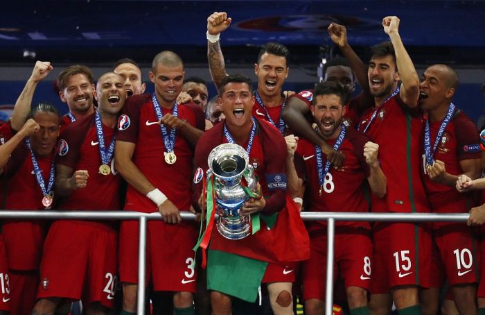 Portugal Defeats France In The Finals Of Euro 2016 (22 pics)