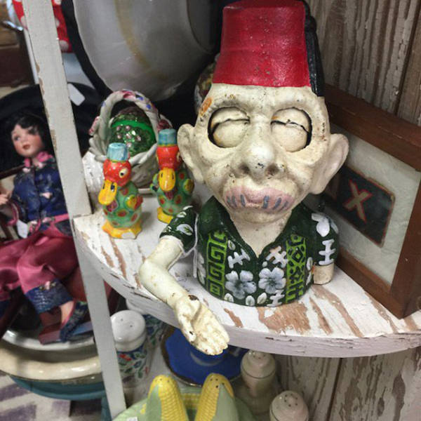 Strange Discoveries That Prove Thrift Shops Are Totally Worth Your Time (49 pics)