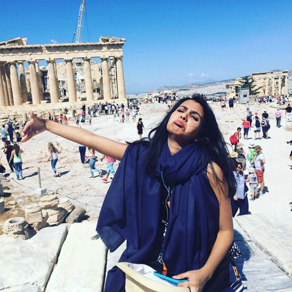 This Woman Was Forced To Go On Her Honeymoon All By Herself (12 pics)