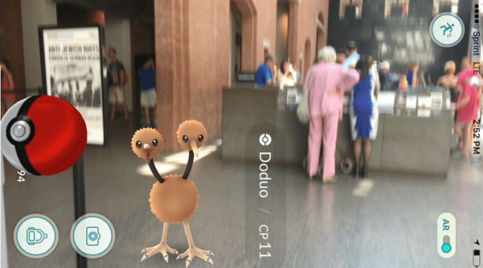 Holocaust Museum Asks Visitors To Stop Catching Pokémon Inside (2 pics)