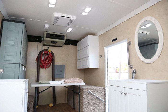 Generous Man Turns Old Truck Into Mobile Shower For The Homeless (7 pics)