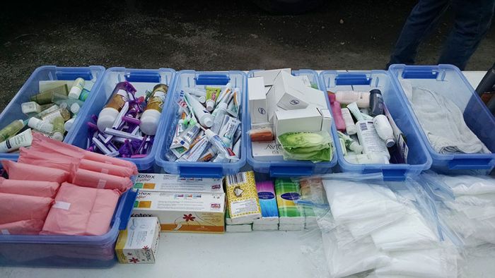 Generous Man Turns Old Truck Into Mobile Shower For The Homeless (7 pics)