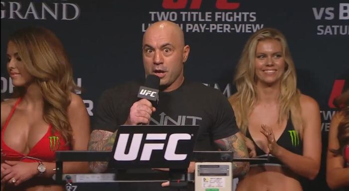 Joe Rogan Makes Hilarious Faces During UFC Weigh-Ins (22 pics)