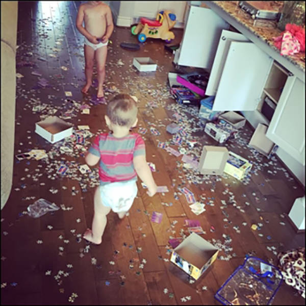 All Parents Know That Leaving Your Kids Alone Is A Very Bad Idea (35 pics)