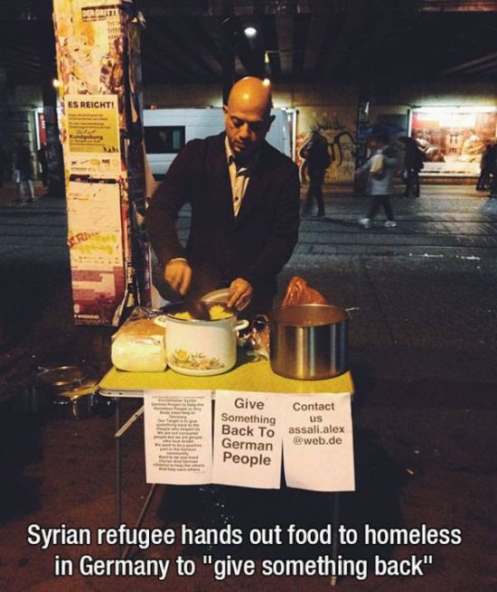 Photos To Remind You That There Are Still Good People In This World (26 pics)