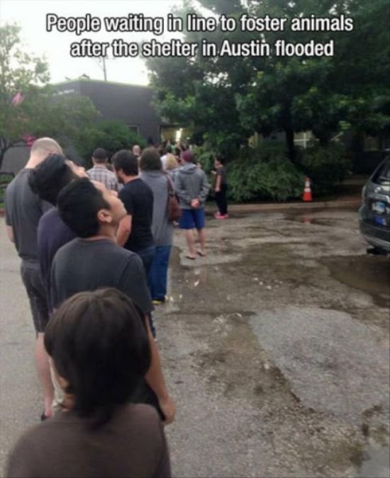 Photos To Remind You That There Are Still Good People In This World (26 pics)