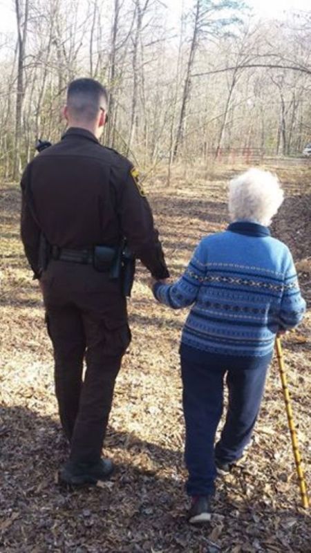 Photos To Remind You That There Are Still Good People In This World (26 pics)