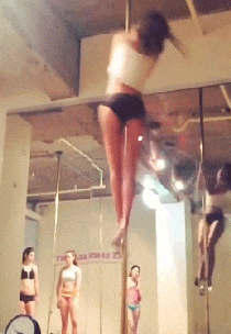 Maddie Sparkle Is A Sexy Pole Dancing Goddess (16 gifs)