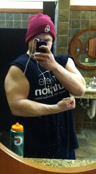 This Guy Weighed Almost 500 Pounds But Now He's Ripped (12 pics)