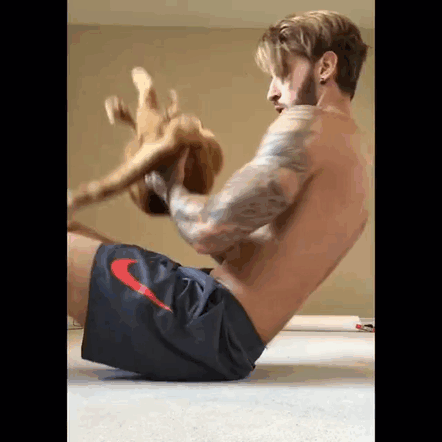 How Your Cat Can Help You Get The Purrfect Physique (5 pics)
