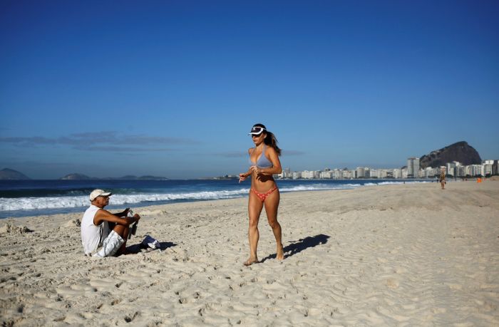 What Beach Life In Rio de Janeiro Looks Like Ahead Of The Olympics (26 pics)