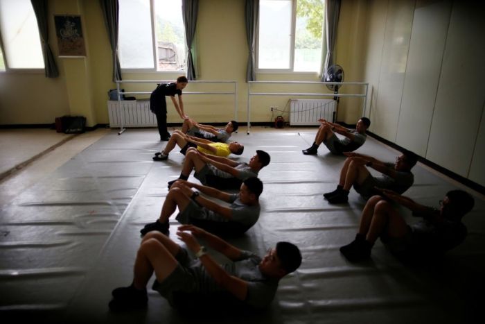 South Korean Soldiers Use Ballet To Battle Stress (10 pics)