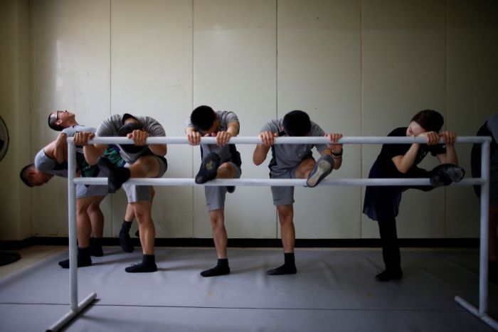 South Korean Soldiers Use Ballet To Battle Stress (10 pics)
