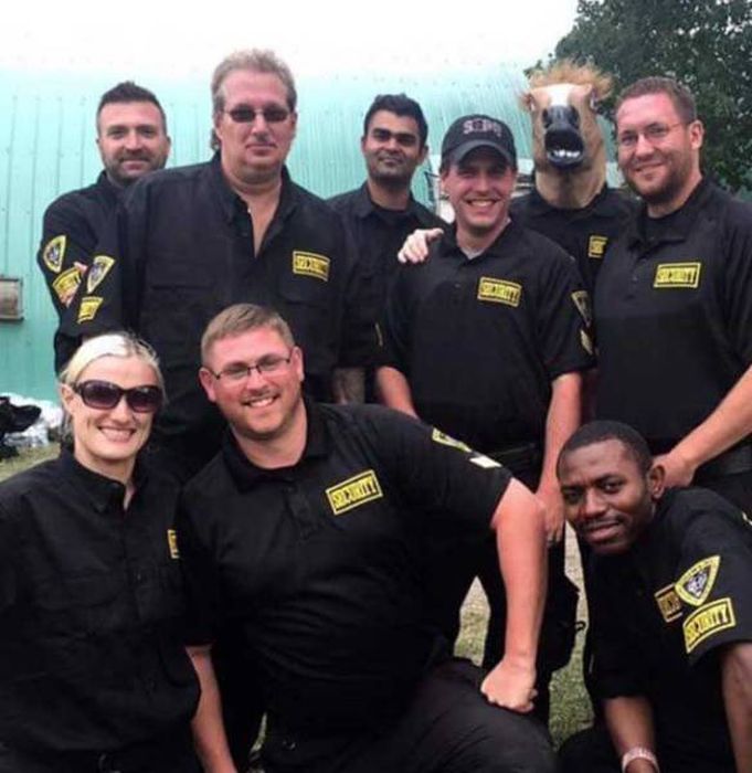 Photos That Prove Some Cops Still Like To Have A Good Time (41 pics)