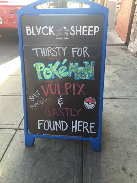 How Different Businesses Are Reacting To The Pokémon Go Craze (29 pics)