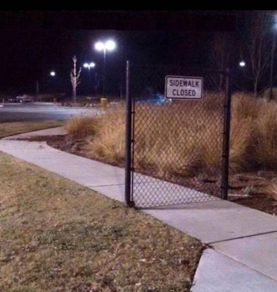 It's Not Possible To Look At These Photos Without Saying WTF? (43 pics)