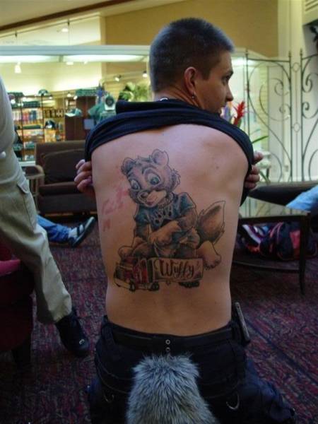 It's Not Possible To Look At These Photos Without Saying WTF? (43 pics)