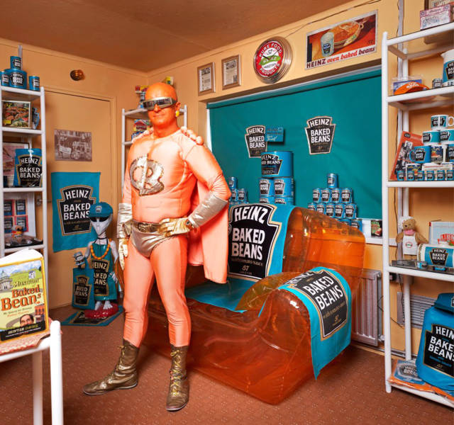 Meet The Man Who Turned His Apartment Into A Baked Beans Museum (21 pics)