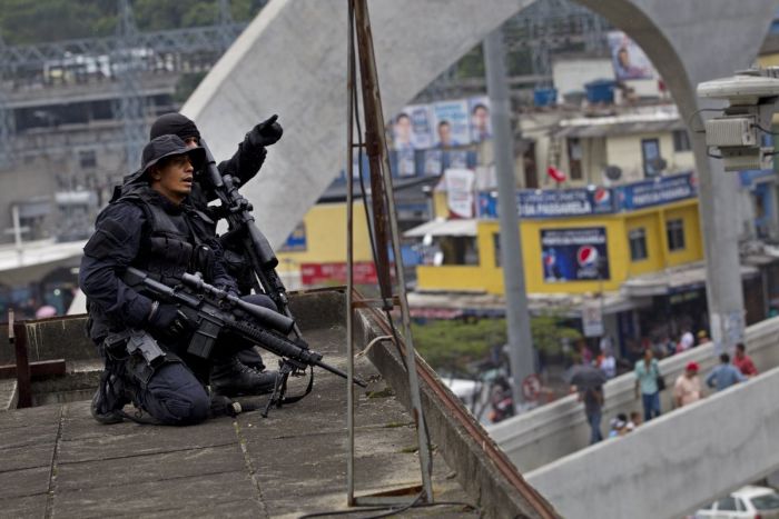 An On The Ground Look At Brazil's Most Dangerous Slums (21 pics)