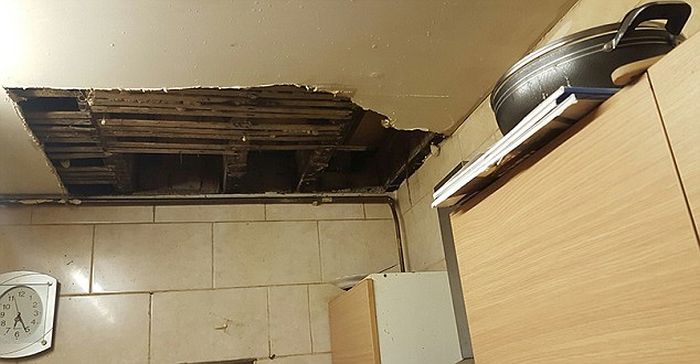 Slum Landlords Stuff 31 Migrants Into A 4 Bedroom House (7 pics)