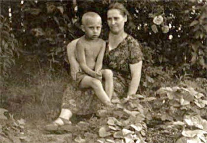 Rare Photos Of Important World Leaders From Back In The Day (25 pics)