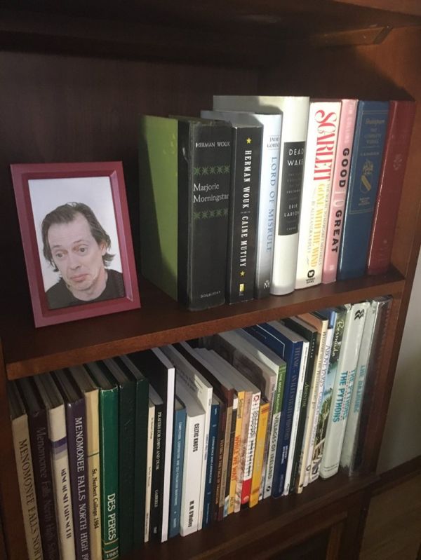 A Kid Has Been Replacing His Family Photos With Pictures Of Steve Buscemi (4 pics)