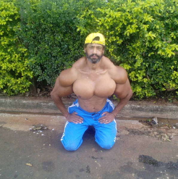 After Getting Made Fun Of For Being Thing This Man Bulked Up The Wrong Way (19 pics)