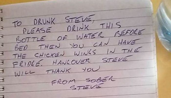 Guy Receives Unexpected Answer After Leaving A Note For His Drunken Self (2 pics)