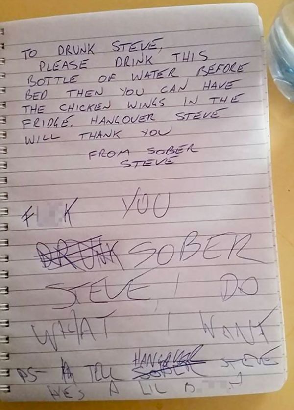 Guy Receives Unexpected Answer After Leaving A Note For His Drunken Self (2 pics)