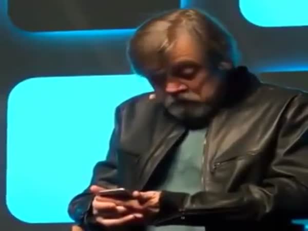 Mark Hamill Reading The Jokers Monologue Will Give You Chills