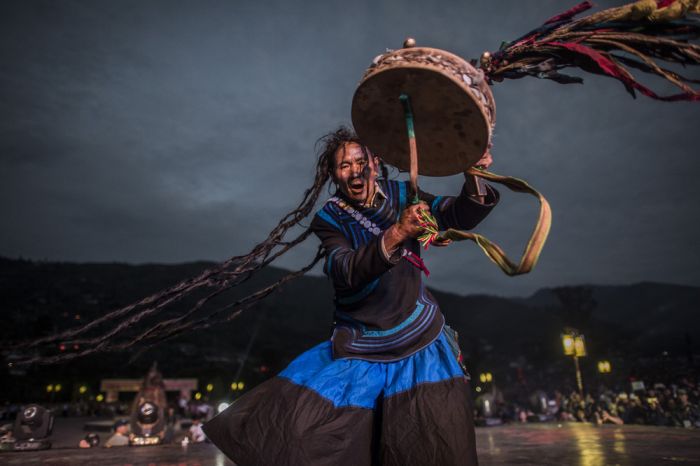 Interesting Photos Show A Glimpse Of Daily Life In China (38 pics)