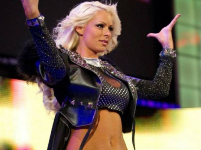 The Hottest Female Wrestlers Of All Time (30 pics)