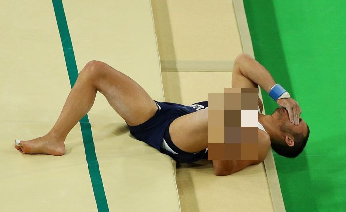 French Gymnast Breaks Leg During Vault Gone Wrong At The Olympics (7 pics)