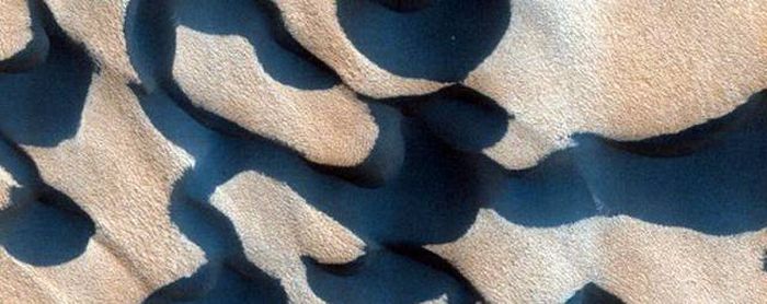 Interesting Photos Of Mars Taken By NASA's Mars Reconnaissance Orbiter (39 pics)